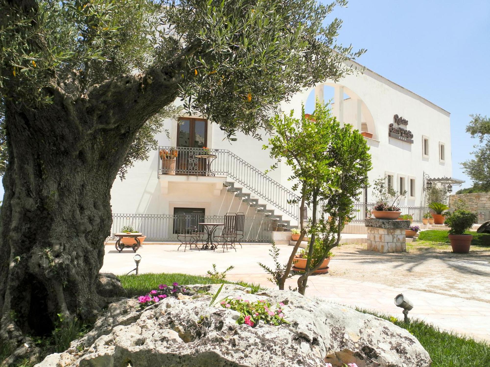 Relais Sant'Eligio Hotel Ostuni Exterior photo