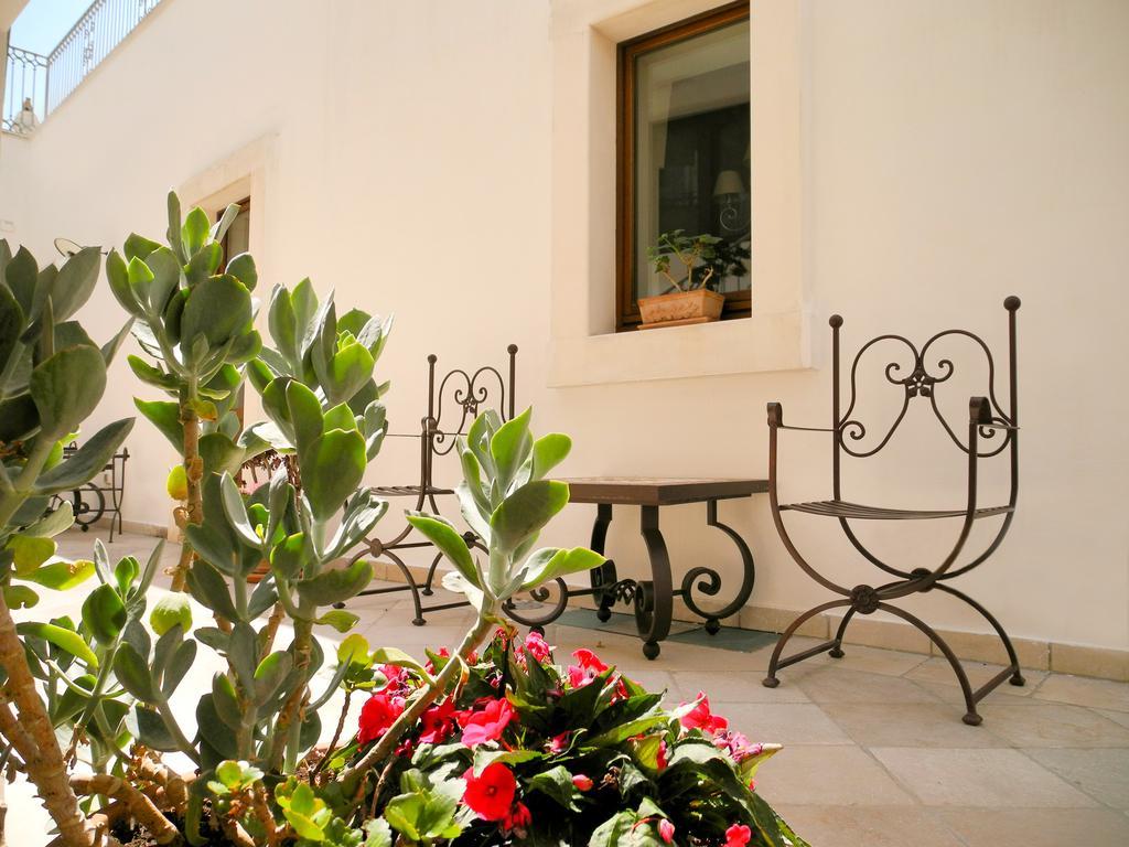 Relais Sant'Eligio Hotel Ostuni Exterior photo