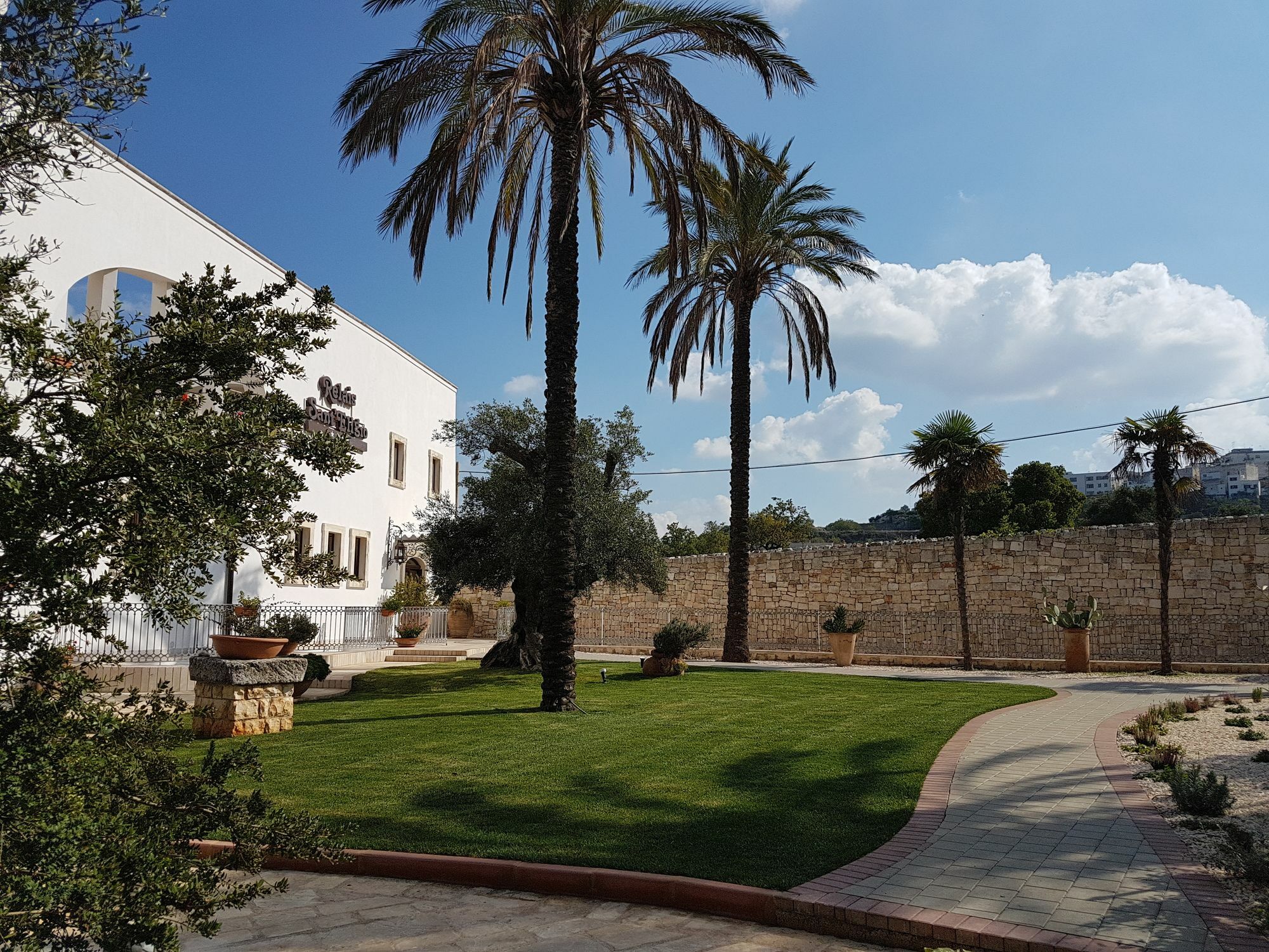 Relais Sant'Eligio Hotel Ostuni Exterior photo